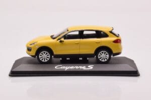 Porsche Cayenne 92A Hiekankeltainen Minichamps 1:43 WAP0200060B
