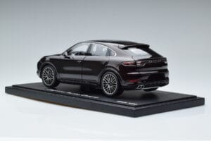 Porsche Cayenne Turbo Coupe Mahonki Norev 1:18 WAP0213190K Metalli — kuva 6 / 8