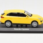 Porsche Cayenne 92A Keltainen MaxiChamps 1:43