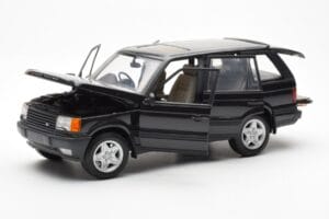 Range Rover P38 4.6 HSE Musta Metallic AUTOart 1:18 70017 Metalli — kuva 9 / 9