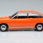 Renault 15 TL Oranssi Norev 1:18 - image 3 of 6