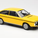 Renault 15 TL Keltainen Musta Norev 1:18 185351 - image 4 of 6