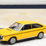 Renault 15 TL Keltainen Musta Norev 1:18 185351 - image 6 of 6