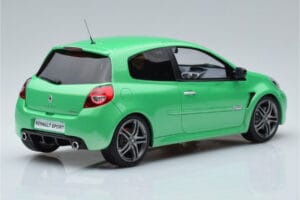 Renault Clio 3 RS Vihreä Otto 1:18 OT900 Hartsi — kuva 2 / 6