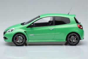 Renault Clio 3 RS Vihreä Otto 1:18 OT900 Hartsi — kuva 3 / 6