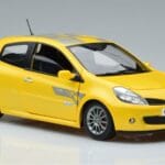 Renault Clio RS Mk3 F1 Team Norev 1:18 185236 Metalli - image 5 of 7