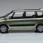 Renault Espace 3 Vihreä Otto 1:18 - image 3 of 6