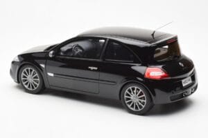 Renault Megane 2 RS Phase 2 Musta Otto 1:18 OT1054 Hartsi — kuva 5 / 6