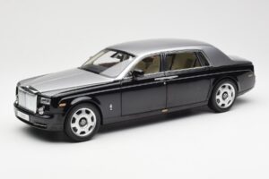 Rolls-Royce Phantom VII EWB Musta ja Hopea Kyosho 1:18 08841BKS