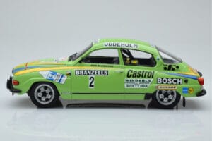 Saab 96 V4 #2 S. Blomqvist / H. Sylvan Rally Sweden 1976 IXO 1:18 18RMC085B Metalli — kuva 3 / 6