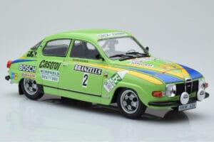 Saab 96 V4 #2 S. Blomqvist / H. Sylvan Rally Sweden 1976 IXO 1:18 18RMC085B Metalli — kuva 4 / 6