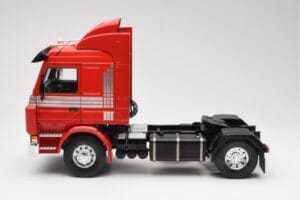 Scania 143M 470 Topline Punainen MCG 1:18 MCG18142 Metalli — kuva 4 / 8