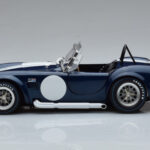 Shelby Cobra 427 S/C Tummansininen Kyosho 1:18 - image 4 of 9