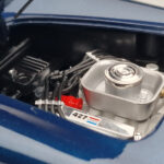 Shelby Cobra 427 S/C Tummansininen Kyosho 1:18 - image 8 of 9