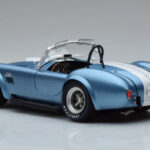 Shelby Cobra 427 S/C Vaaleansininen Kyosho 1:18 - image 6 of 9