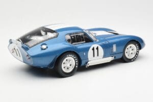 Shelby Daytona Cobra Coupe #11 S. Thompson 24 Hours of Le Mans 1965 CMR 1:18 CMR114 Metalli — kuva 3 / 8