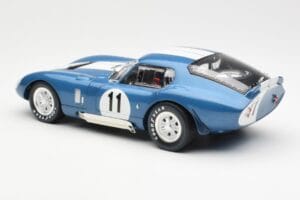 Shelby Daytona Cobra Coupe #11 S. Thompson 24 Hours of Le Mans 1965 CMR 1:18 CMR114 Metalli — kuva 7 / 8