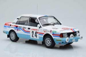 Skoda 130 L Night Version #24 J. Augland Rally Monte Carlo 1987 IXO 1:18 18RMC156 Metalli — kuva 4 / 6