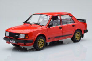 Skoda 130 LR Punainen IXO 1:18
