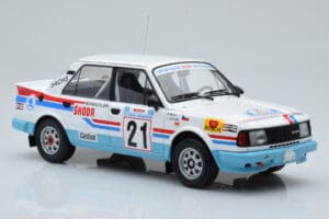 Skoda 130 LR #21 L. Krecek / B. Motl Rally Acropolis 1986 IXO 1:18 18RMC157A Metalli — kuva 5 / 6
