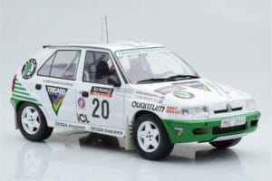 Skoda Felicia #20 S. Blomqvist / B. Cederberg Rally RAC Lombard 1995 IXO 1:18 18RMC147 Metalli — kuva 4 / 6