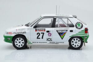 Skoda Felicia #27 P. Sibera / P. Gross Rally RAC Lombard 1995 IXO 1:18 18RMC148 Metalli — kuva 3 / 6