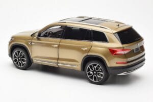 Skoda Kodiaq Kulta FAW 1:18 ZSX000001GOL Metalli — kuva 7 / 8