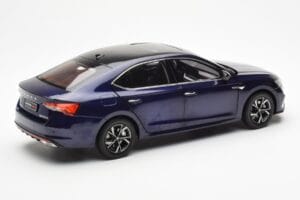 Skoda Octavia Pro Sininen FAW 1:18 ZMR000006BLA Metalli — kuva 3 / 8
