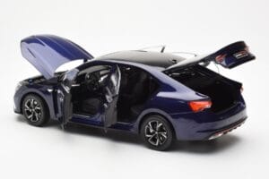 Skoda Octavia Pro Sininen FAW 1:18 ZMR000006BLA Metalli — kuva 5 / 8