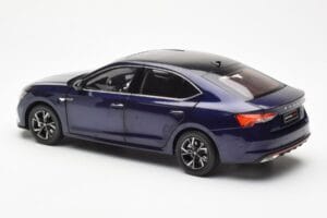 Skoda Octavia Pro Sininen FAW 1:18 ZMR000006BLA Metalli — kuva 7 / 8