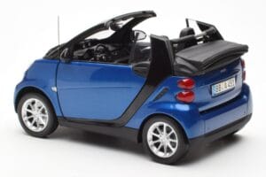 Smart Fortwo 451 Cabrio Sininen & Musta Minichamps 1:18 150036330 Metalli — kuva 7 / 8