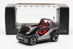 Smart Fortwo Crossblade Avoauto Hopea Musta Kyosho 1:18 13440 Metalli — kuva 6 / 6