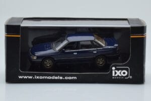 Subaru Legacy BC 2.0 Turbo RS Sininen IXO 1:43 CLC226 Metalli — kuva 4 / 4
