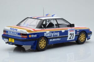 Subaru Legacy RS #21 C. McRae / D. Ringer RAC Rally 1991 IXO 1:18 18RMC080B Metalli — kuva 2 / 6