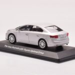 Toyota Avensis T270 Hopea Minichamps 1:43 - image 3 of 4