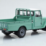 Toyota Land Cruiser 40 4x4 Pickup Vihreä Kyosho 1:18 - image 4 of 8