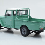 Toyota Land Cruiser 40 4x4 Pickup Vihreä Kyosho 1:18 - image 7 of 8