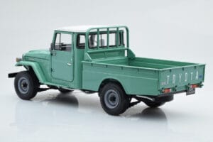 Toyota Land Cruiser 40 4x4 Pickup Vihreä Kyosho 1:18 08958FG Metalli — kuva 7 / 8