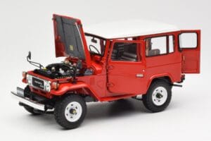 Toyota Land Cruiser FJ40 Van Punainen Kyosho 1:18 08971R Metalli — kuva 2 / 8