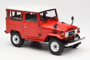 Toyota Land Cruiser FJ40 Van Punainen Kyosho 1:18 08971R Metalli — kuva 6 / 8