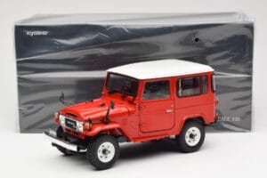 Toyota Land Cruiser FJ40 Van Punainen Kyosho 1:18 08971R Metalli — kuva 8 / 8