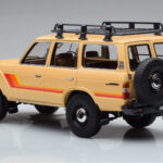 Toyota Land Cruiser 60 Beige Valinnaisilla Osilla Kyosho 1:18 - image 6 of 12