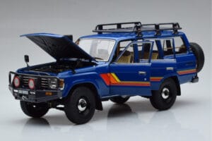 Toyota Land Cruiser 60 Sininen Valinnaisilla Osilla Kyosho 1:18 08956XBL Metalli — kuva 2 / 11