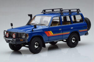 Toyota Land Cruiser 60 Sininen Valinnaisilla Osilla Kyosho 1:18