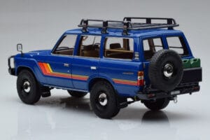 Toyota Land Cruiser 60 Sininen Valinnaisilla Osilla Kyosho 1:18 08956XBL Metalli — kuva 6 / 11