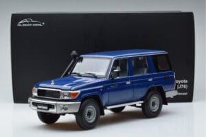 Toyota Land Cruiser J76 Sininen Almost Real 1:18 870101 Metalli — kuva 7 / 7