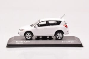 Toyota RAV4 XA30 Valkoinen Minichamps 1:43