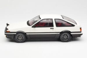 Toyota Sprinter Trueno AE86 Valkoinen Otto 1:18 OT444B Hartsi — kuva 3 / 6