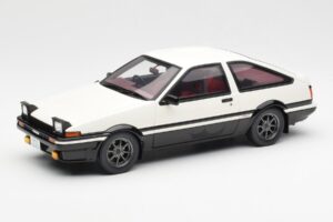 Toyota Sprinter Trueno AE86 Valkoinen Otto 1:18 OT444B