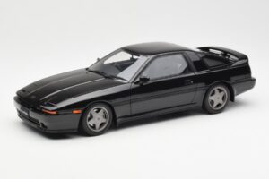 Toyota Supra A70 2.5 Twin Turbo R Musta Otto 1:18 OT222